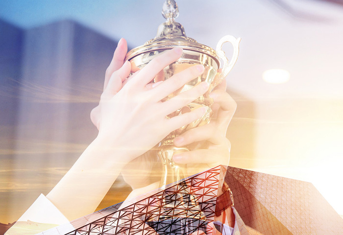 價值觀：正直+進取+合作+創新