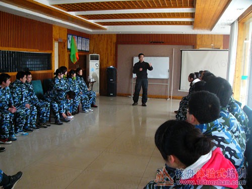 蘇州拓展培訓公司-核舟拓展吳勇老師團隊拓展培訓報道