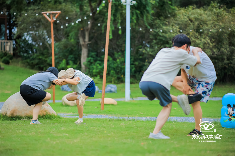 1757657445351812.jpg 2.jpg